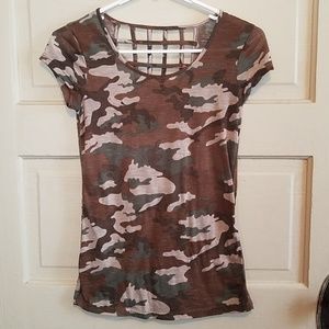 Camo tshirt